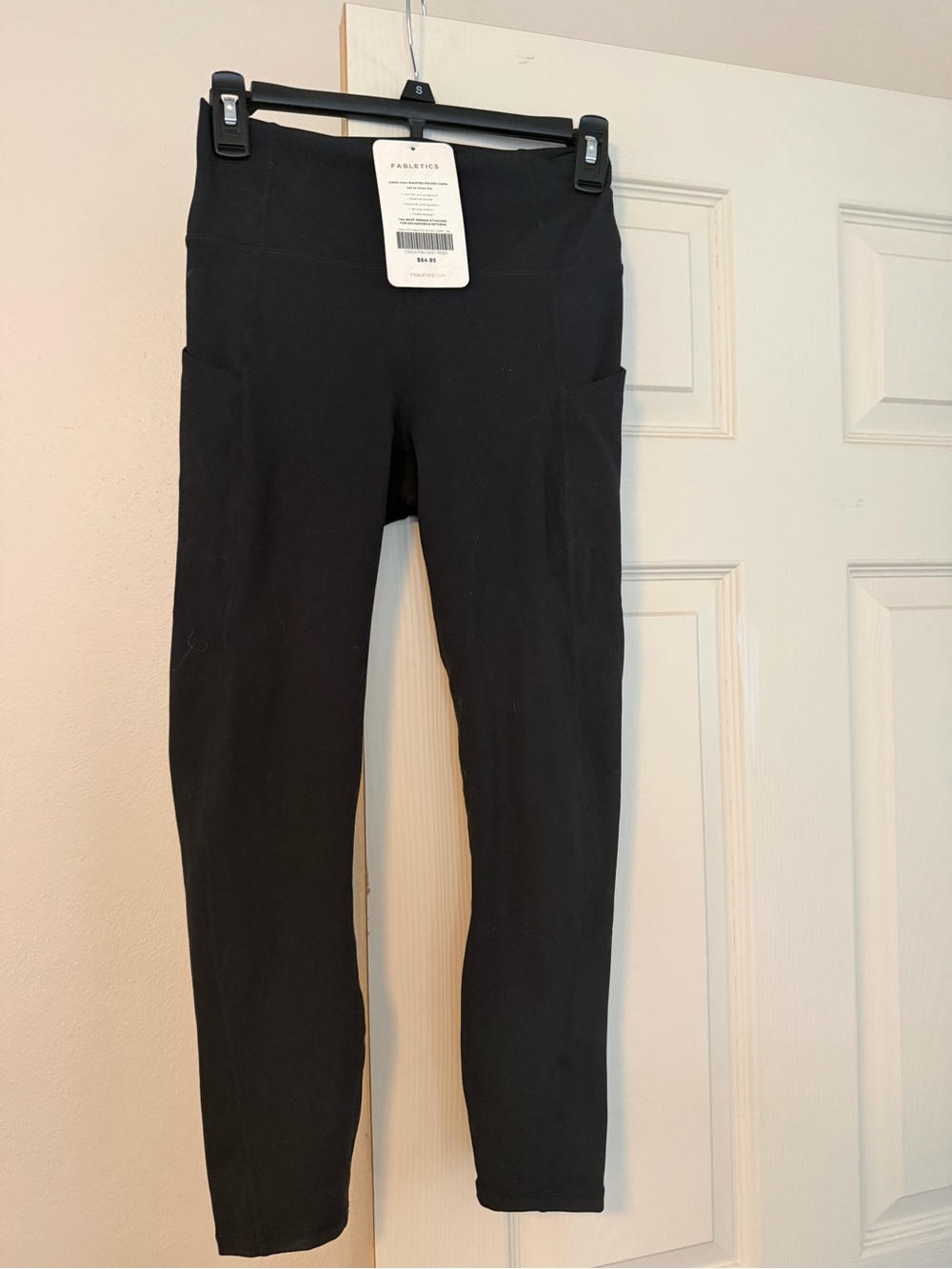 Core Black High-Waist Leggings with Side Pockets